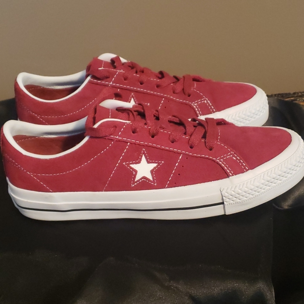 Shoes - Picture 4 of 4